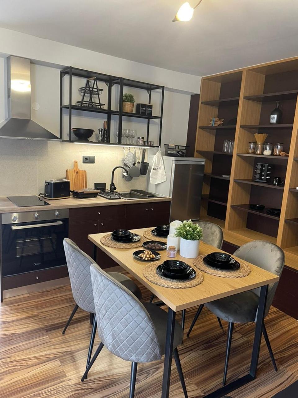 Cocomelo Apts 3 Luxury Heraklion  Bagian luar foto