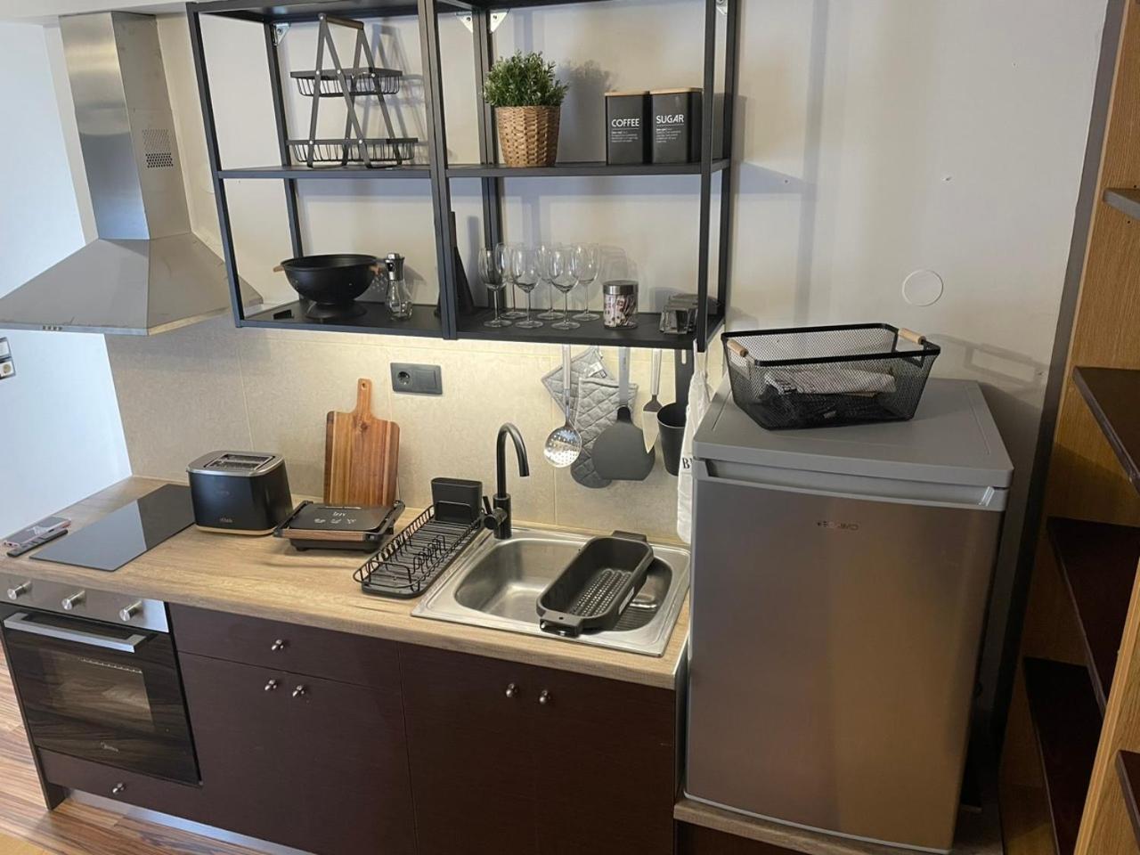 Cocomelo Apts 3 Luxury Heraklion  Bagian luar foto