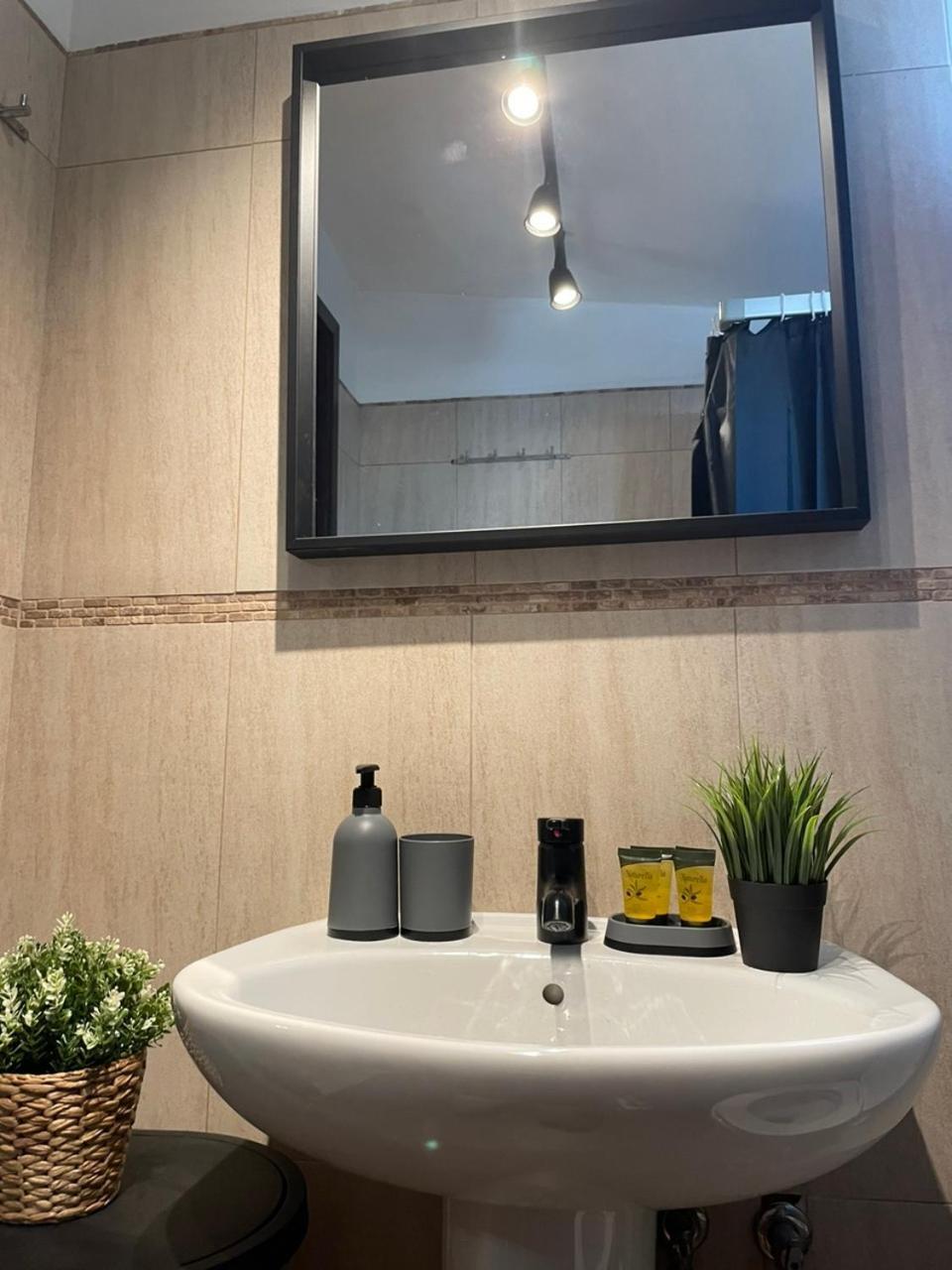 Cocomelo Apts 3 Luxury Heraklion  Bagian luar foto
