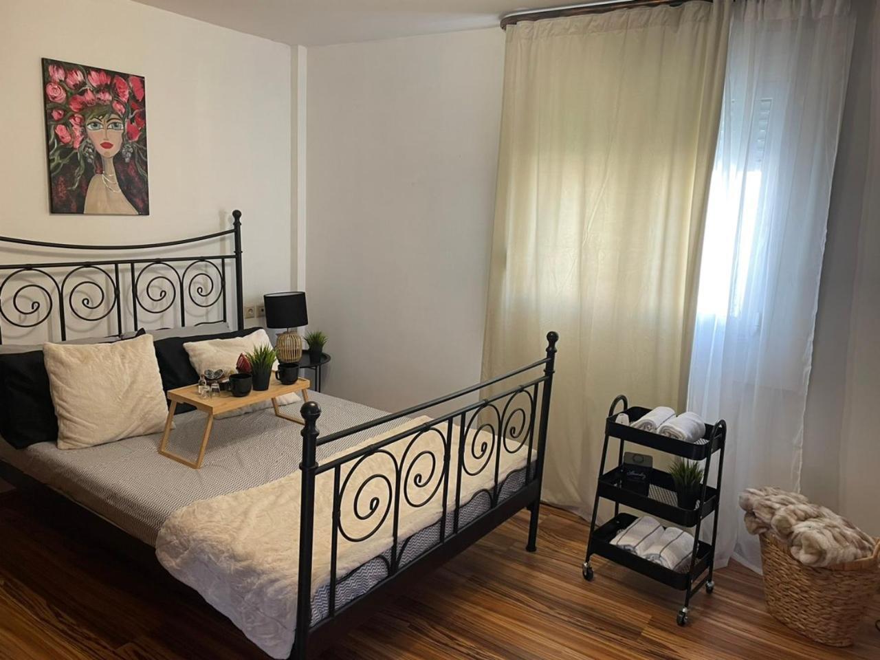 Cocomelo Apts 3 Luxury Heraklion  Bagian luar foto