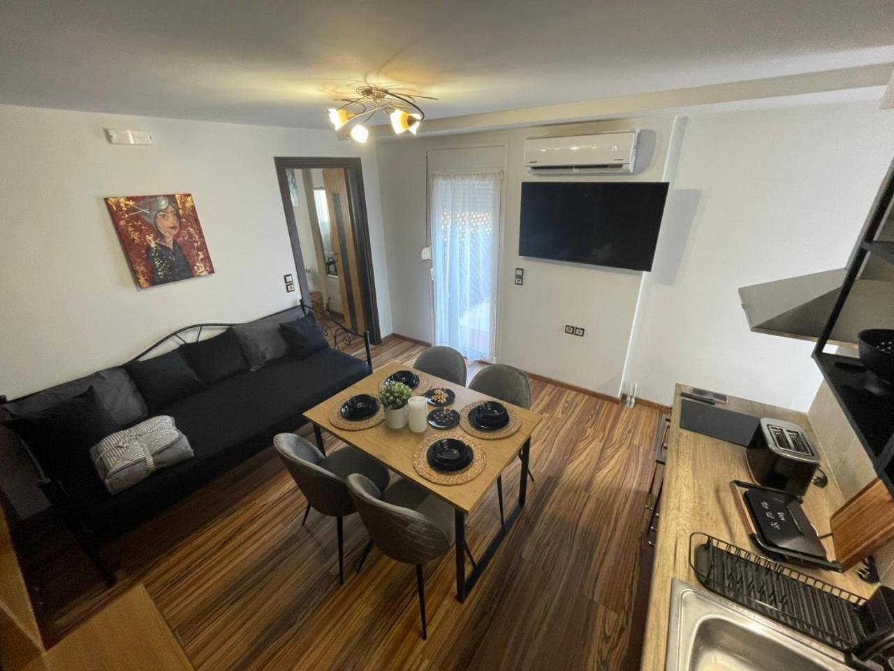 Cocomelo Apts 3 Luxury Heraklion  Bagian luar foto