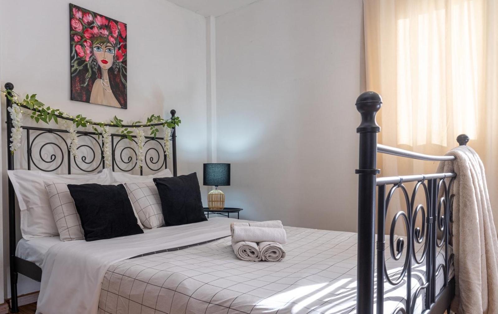 Cocomelo Apts 3 Luxury Heraklion  Bagian luar foto