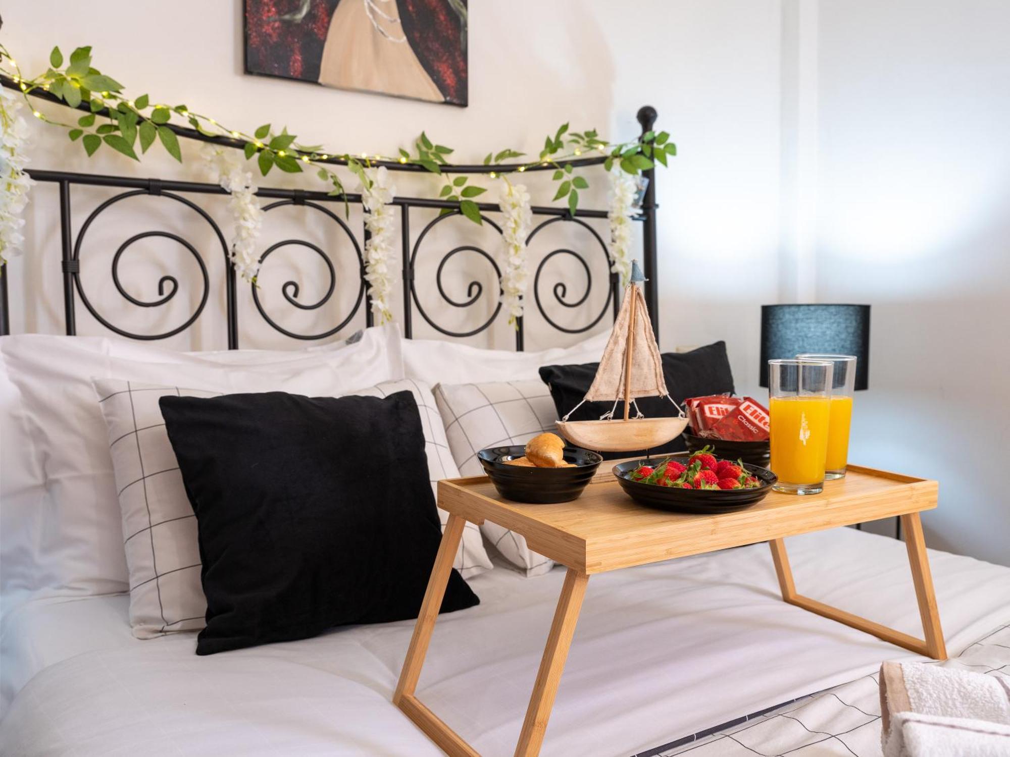 Cocomelo Apts 3 Luxury Heraklion  Bagian luar foto