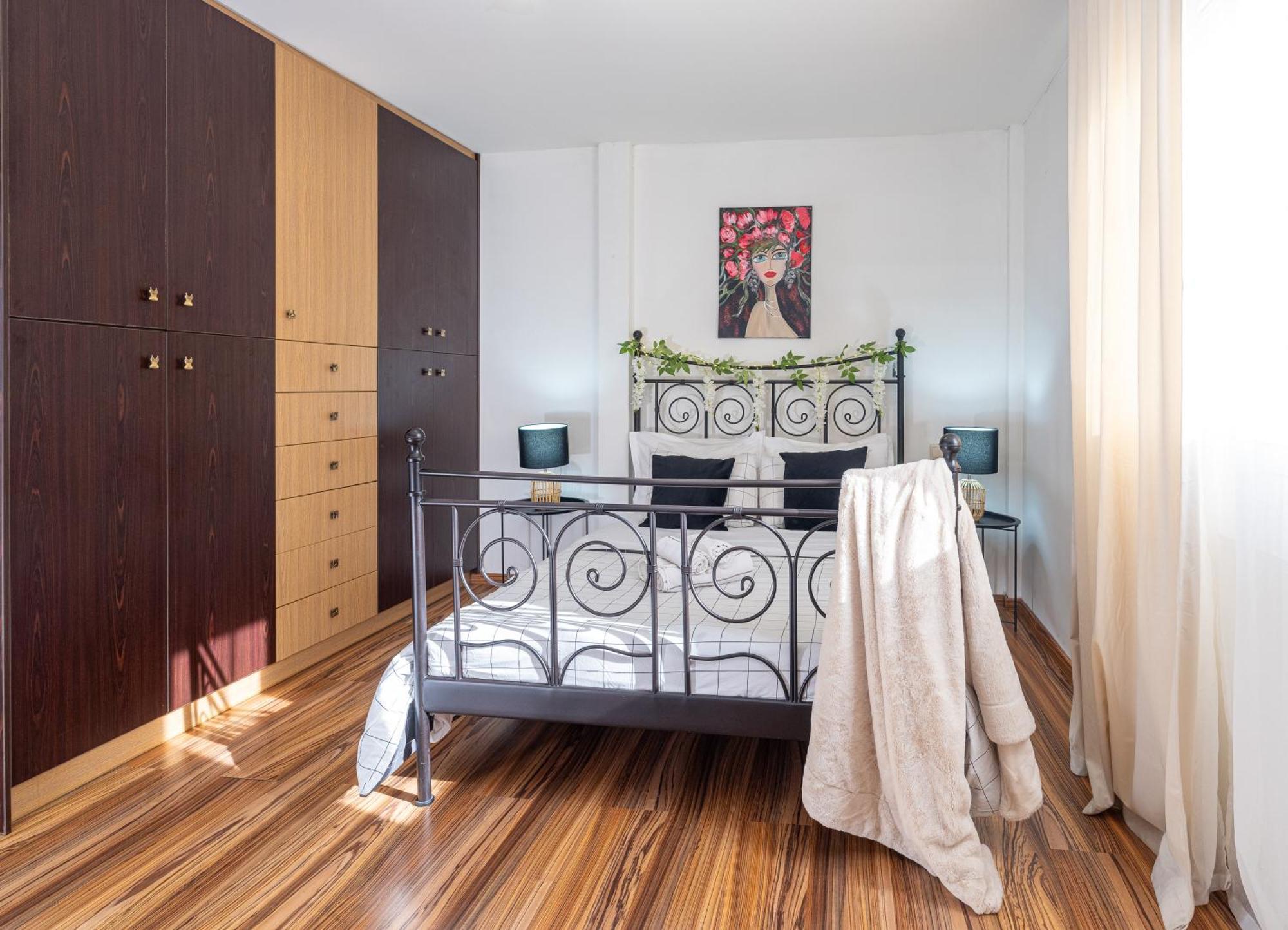 Cocomelo Apts 3 Luxury Heraklion  Bagian luar foto